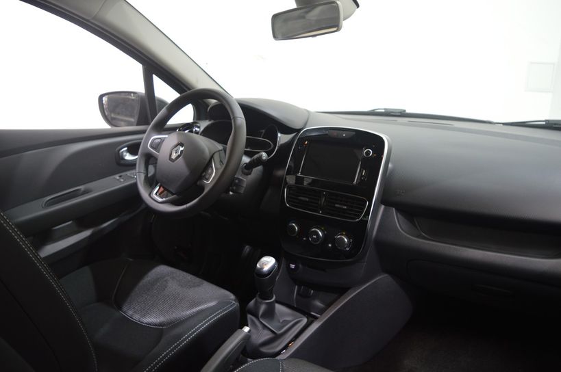 RENAULT CLIO IV 2020 - Photo n°8