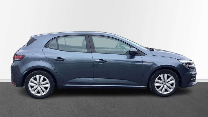 RENAULT MEGANE IV BERLINE 2023 - Photo n°13