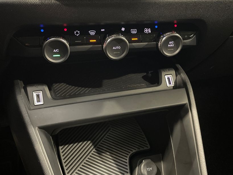 CITROEN C4 X 2023 - Photo n°18