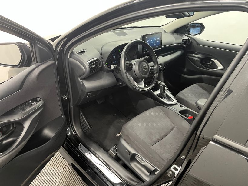 TOYOTA YARIS HYBRIDE 2025 - Photo n°16