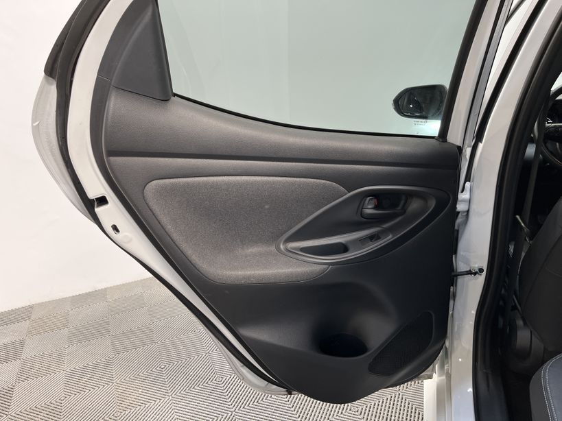 TOYOTA YARIS HYBRIDE MY22 2022 - Photo n°38