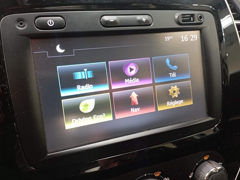 RENAULT CAPTUR 2018 - Photo n°18