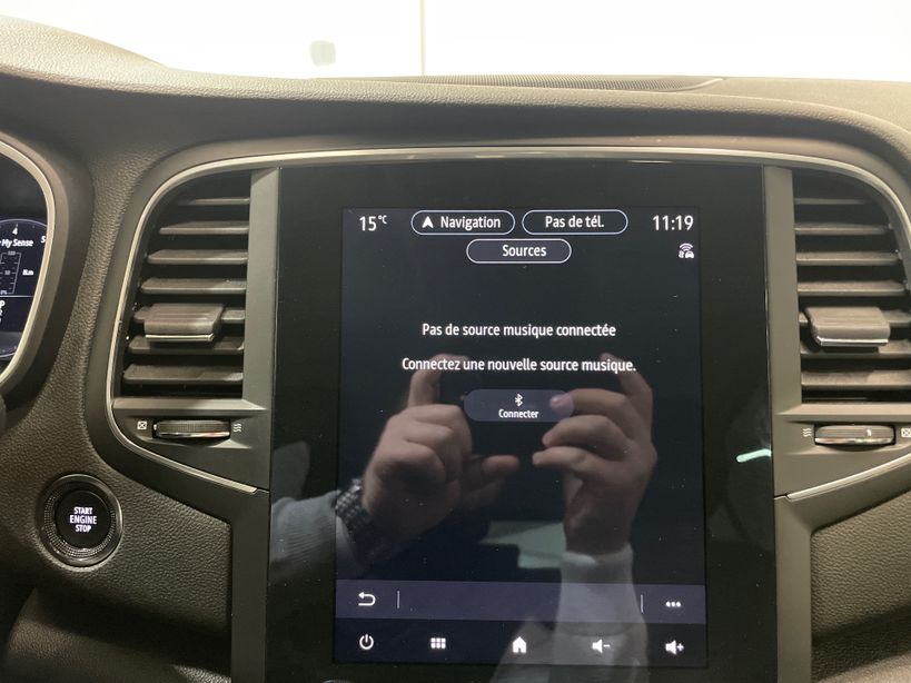 RENAULT MEGANE IV BERLINE 2023 - Photo n°18