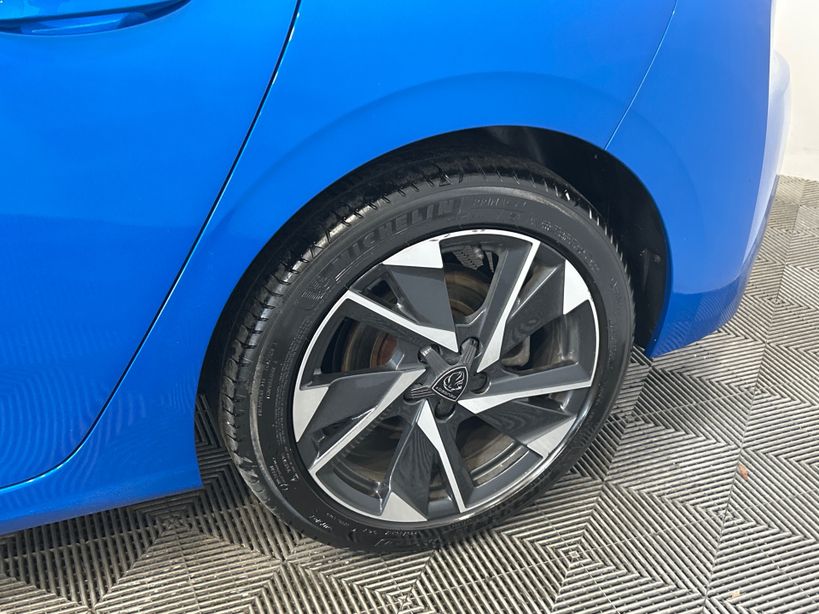 PEUGEOT 308 2023 - Photo n°12