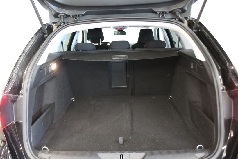 PEUGEOT 308 SW 2018 - Photo n°4