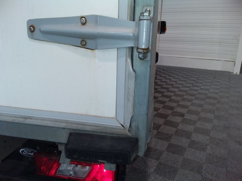 FORD TRANSIT CHASSIS CABINE 2017 - Photo n°11