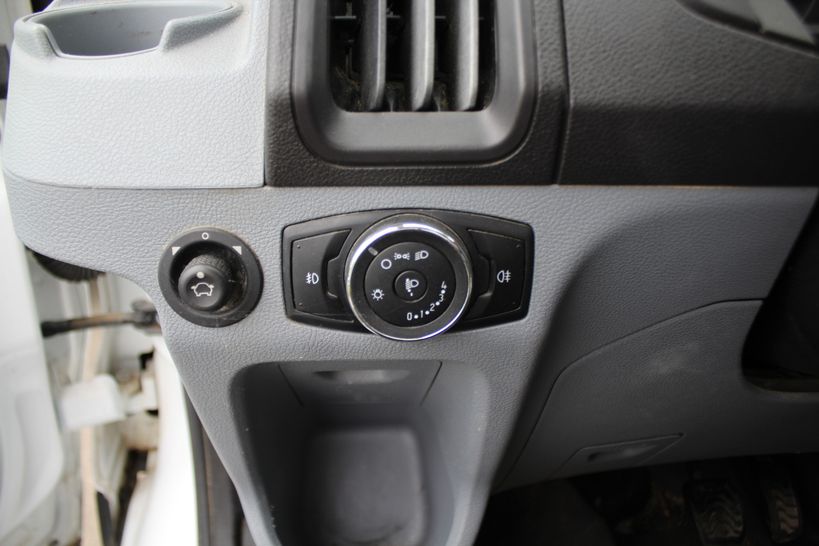 FORD TRANSIT FOURGON 2017 - Photo n°8