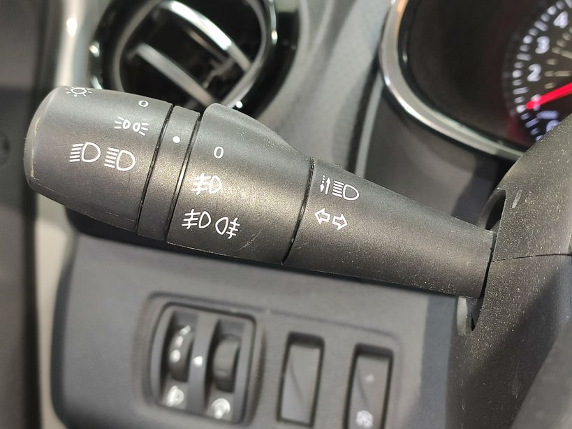 RENAULT CLIO IV 2020 - Photo n°18