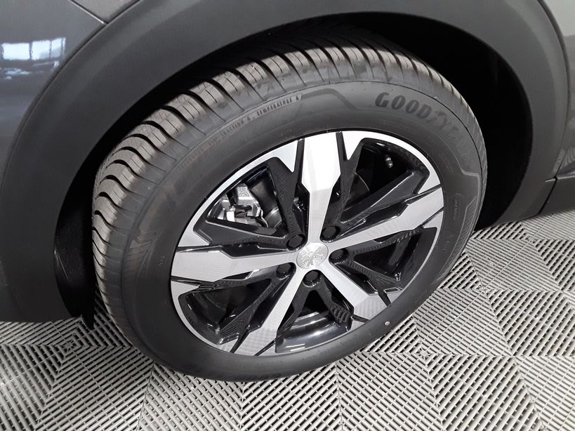 PEUGEOT 3008 2021 - Photo n°4