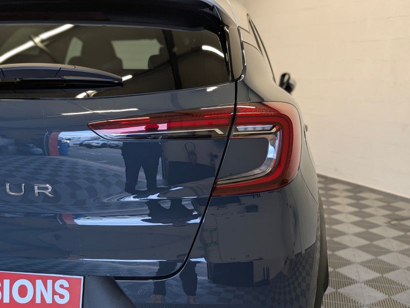 RENAULT CAPTUR 2023 - Photo n°10