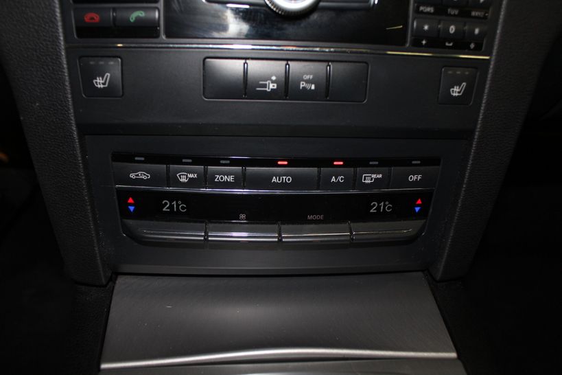 MERCEDES CLASSE E COUPE 2009 - Photo n°9