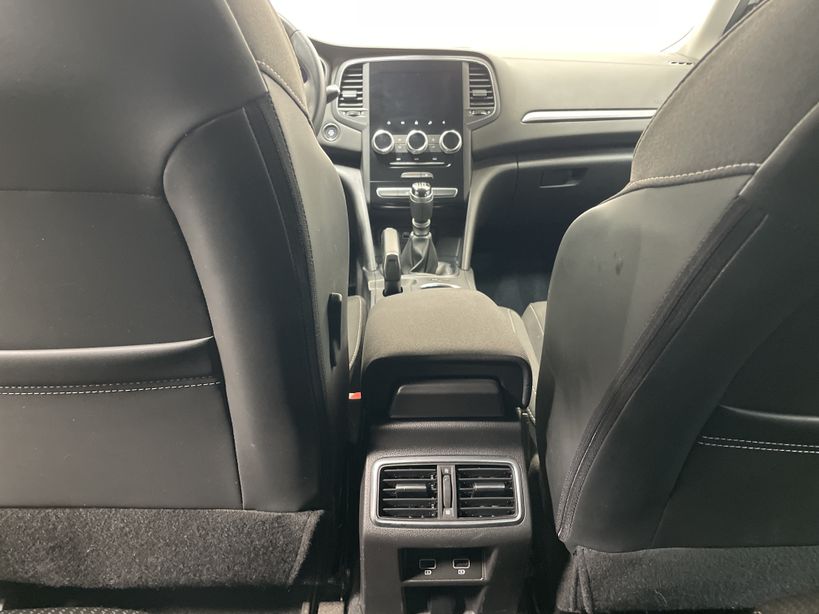 RENAULT MEGANE IV BERLINE 2021 - Photo n°40