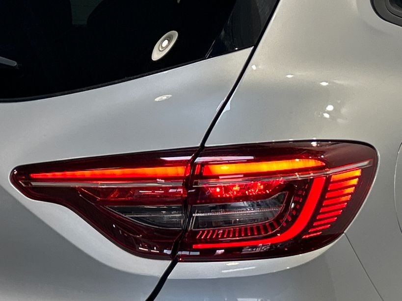 RENAULT CLIO V 2023 - Photo n°6