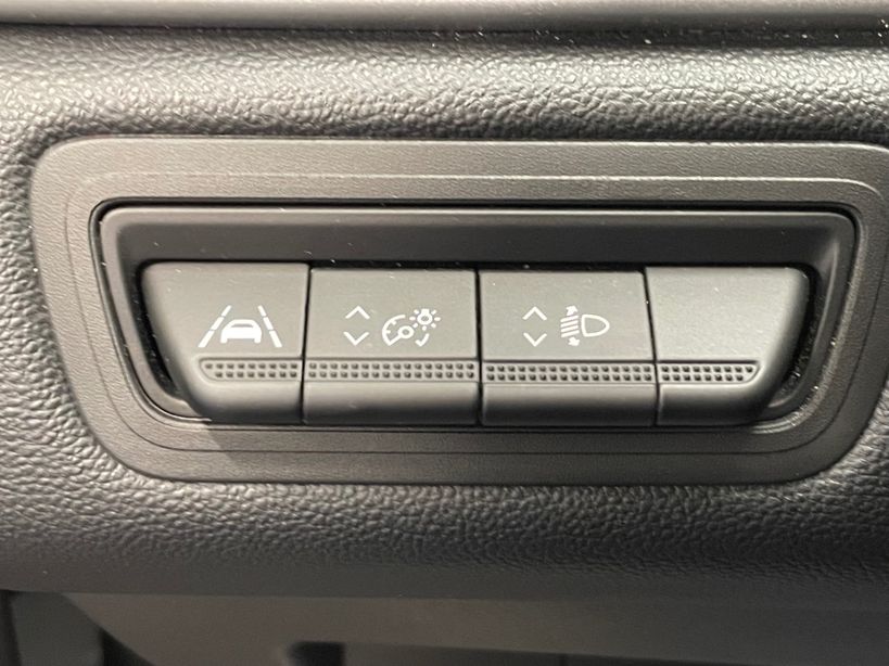 RENAULT CAPTUR 2023 - Photo n°17