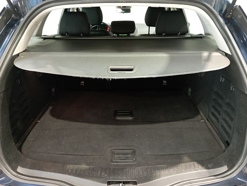 RENAULT MEGANE IV ESTATE BUSINESS 2019 - Photo n°31