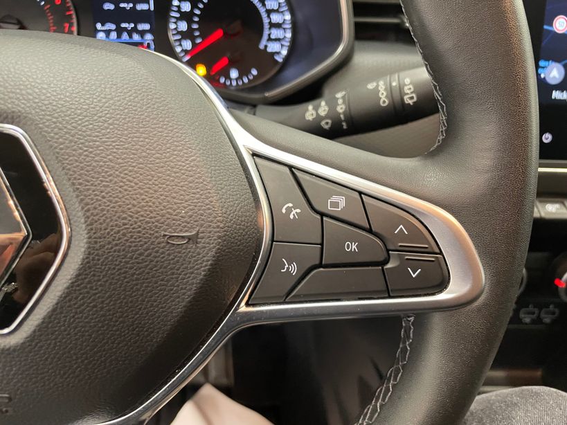 RENAULT CLIO V 2021 - Photo n°18