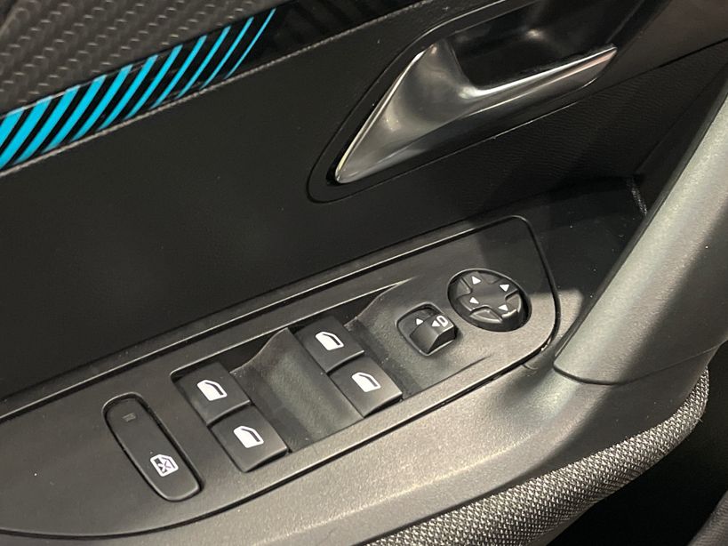 PEUGEOT 2008 2023 - Photo n°36