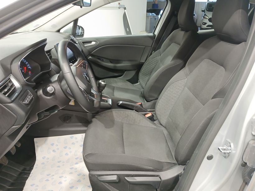 RENAULT CLIO V 2020 - Photo n°11