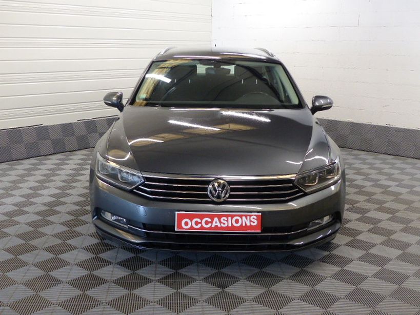 VOLKSWAGEN PASSAT SW 2018 - Photo n°2