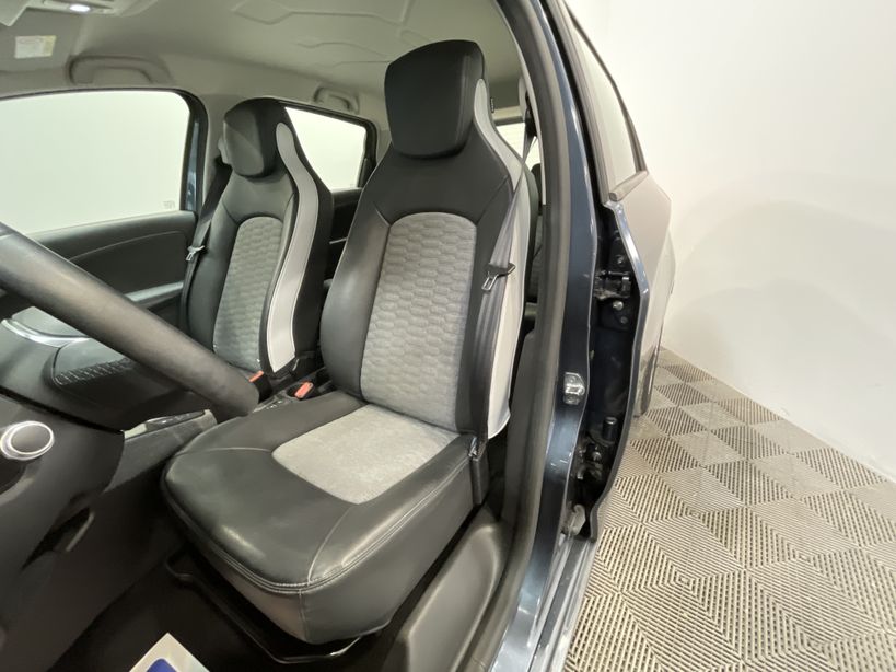 RENAULT ZOE 2021 - Photo n°9