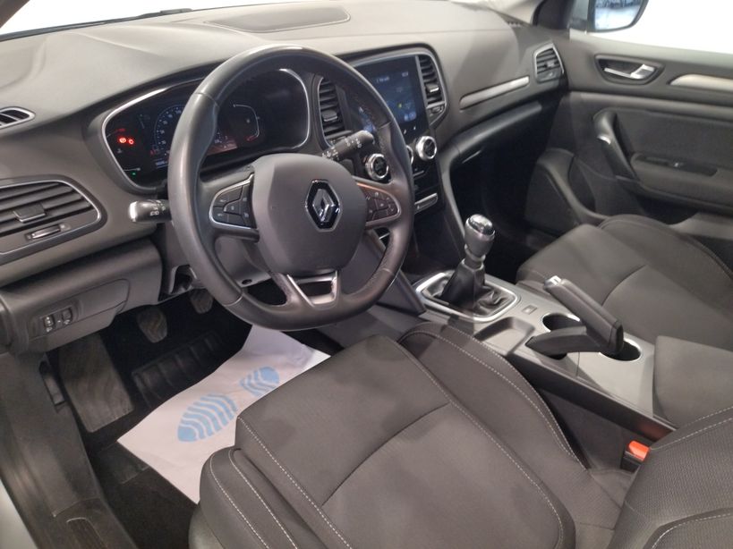 RENAULT MEGANE IV ESTATE 2021 - Photo n°28