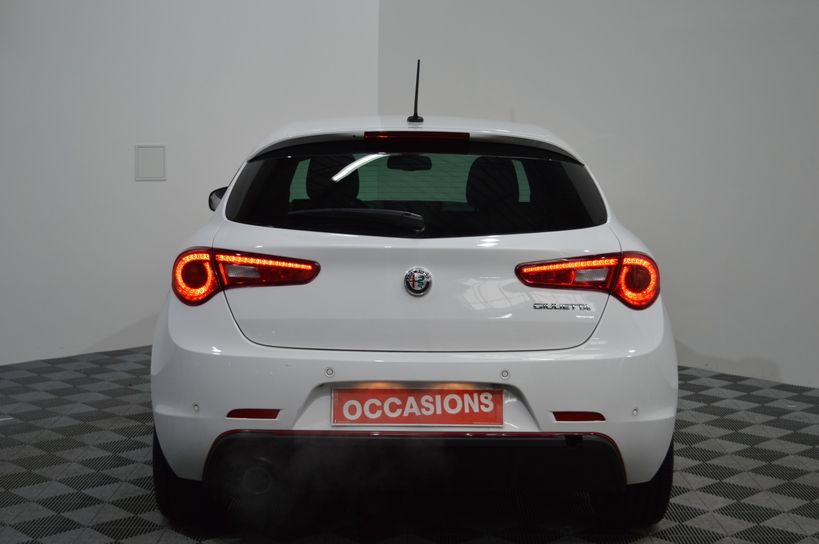 ALFA ROMEO GIULIETTA SERIE 2 2016 - Photo n°5