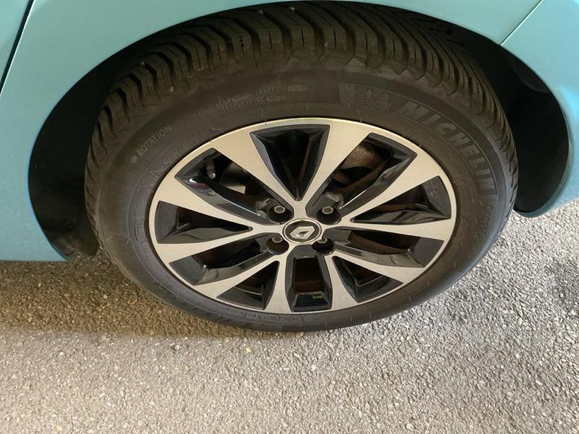 RENAULT CLIO V 2021 - Photo n°3