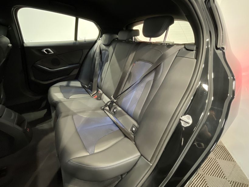 BMW SERIE 1 F40 2023 - Photo n°10