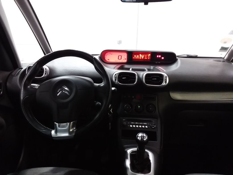 CITROEN C3 PICASSO 2017 - Photo n°10