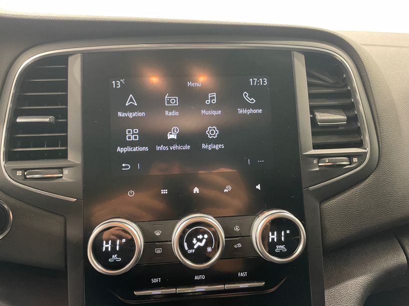 RENAULT MEGANE IV ESTATE 2022 - Photo n°22