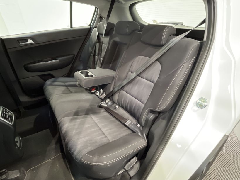 KIA SPORTAGE 2021 - Photo n°9