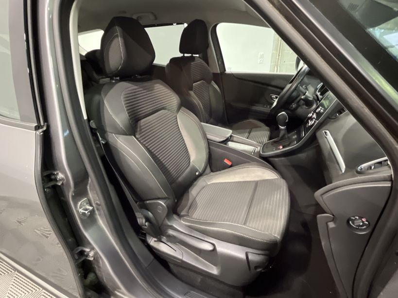 RENAULT GRAND SCENIC IV 2017 - Photo n°45