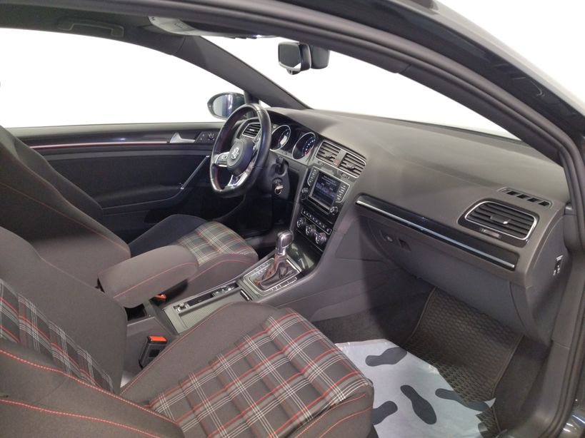 VOLKSWAGEN GOLF 2016 - Photo n°8
