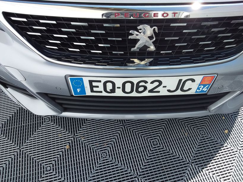 PEUGEOT 308 2017 - Photo n°1