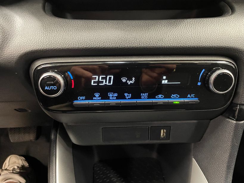 TOYOTA YARIS HYBRIDE MY21 2022 - Photo n°26