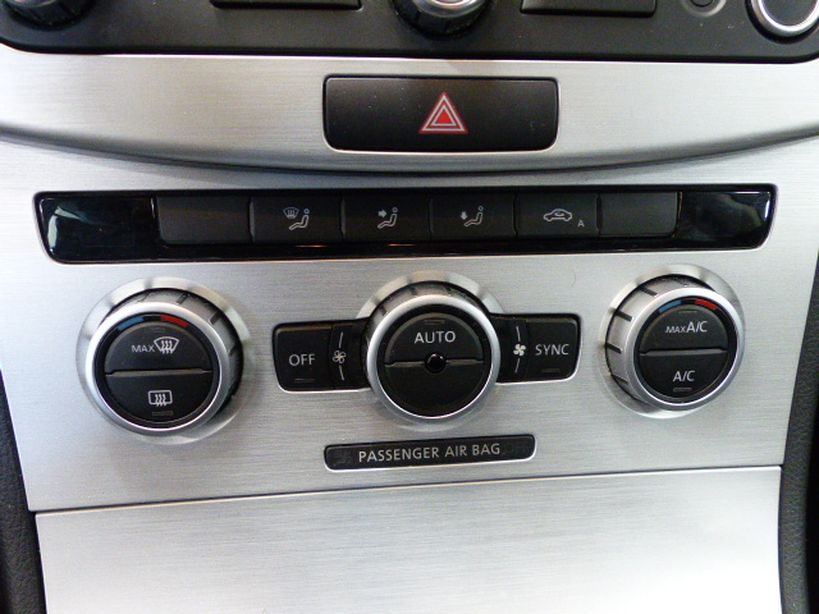 VOLKSWAGEN PASSAT 2013 - Photo n°21
