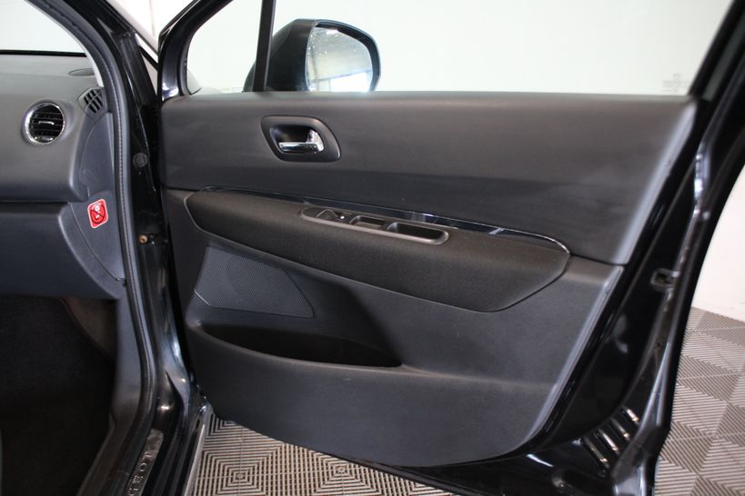 PEUGEOT 3008 2011 - Photo n°36
