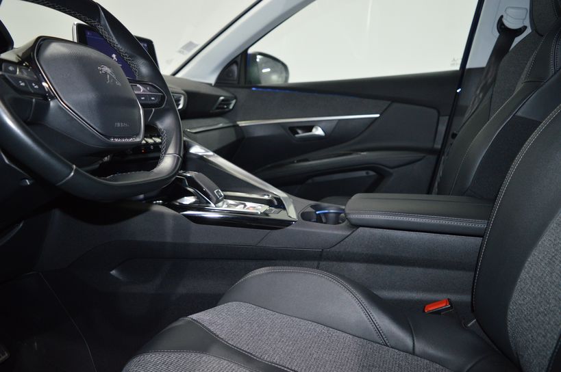 PEUGEOT 3008 2019 - Photo n°36