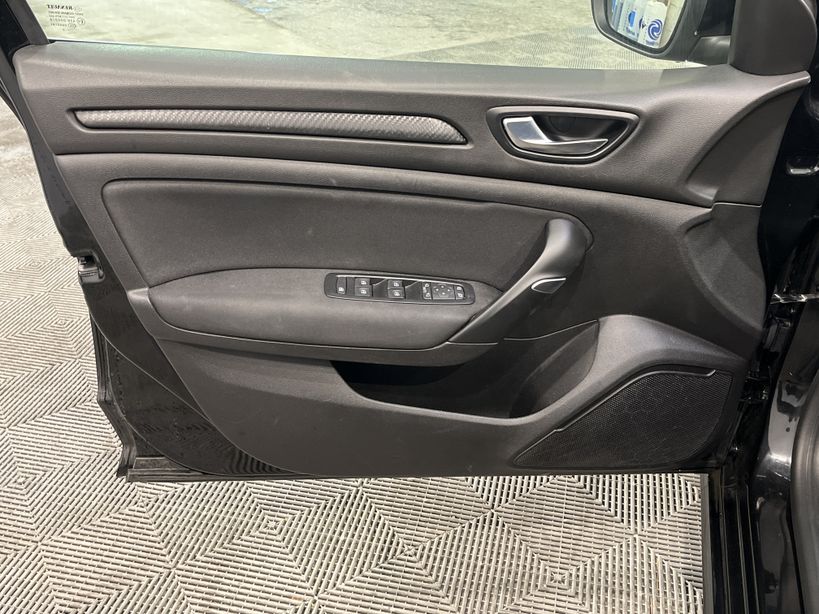 RENAULT MEGANE IV BERLINE BUSINESS 2020 - Photo n°29