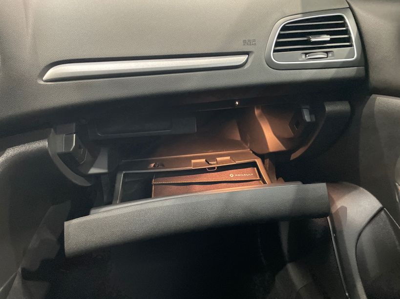 RENAULT MEGANE IV ESTATE 2021 - Photo n°26