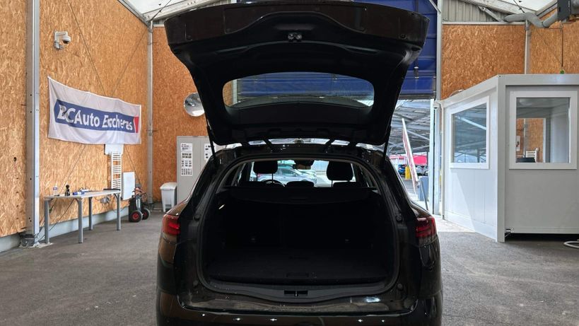 RENAULT MEGANE IV ESTATE 2022 - Photo n°15
