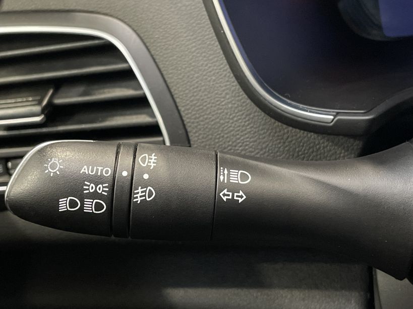 RENAULT MEGANE IV ESTATE 2021 - Photo n°28