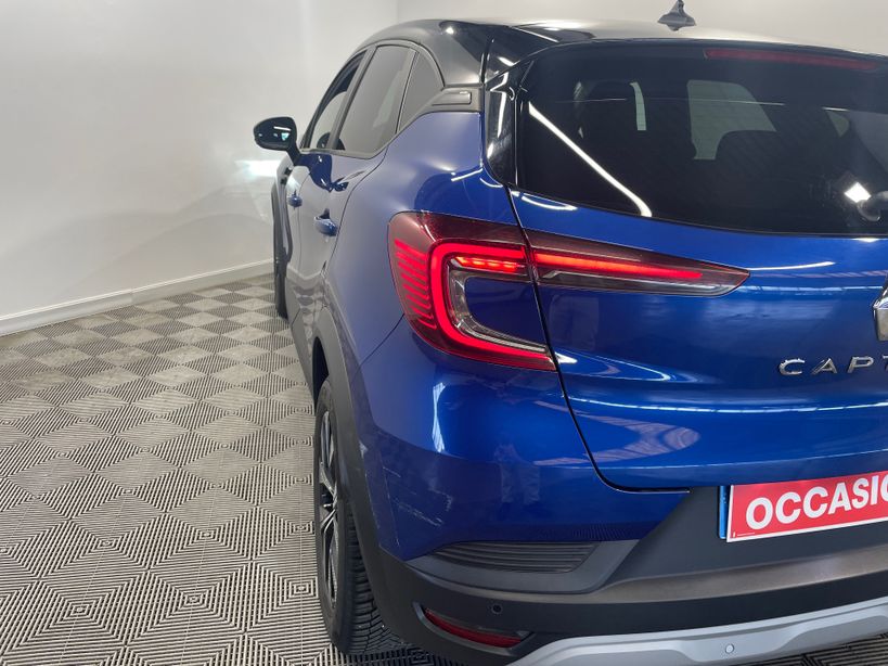 RENAULT CAPTUR 2022 - Photo n°30