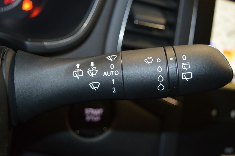 RENAULT MEGANE IV BERLINE BUSINESS 2017 - Photo n°30