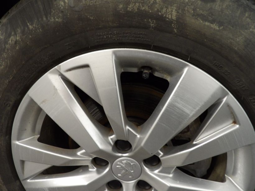 PEUGEOT 3008 2023 - Photo n°2