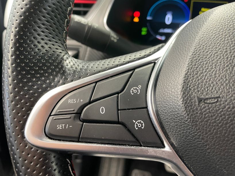 RENAULT CAPTUR 2022 - Photo n°12