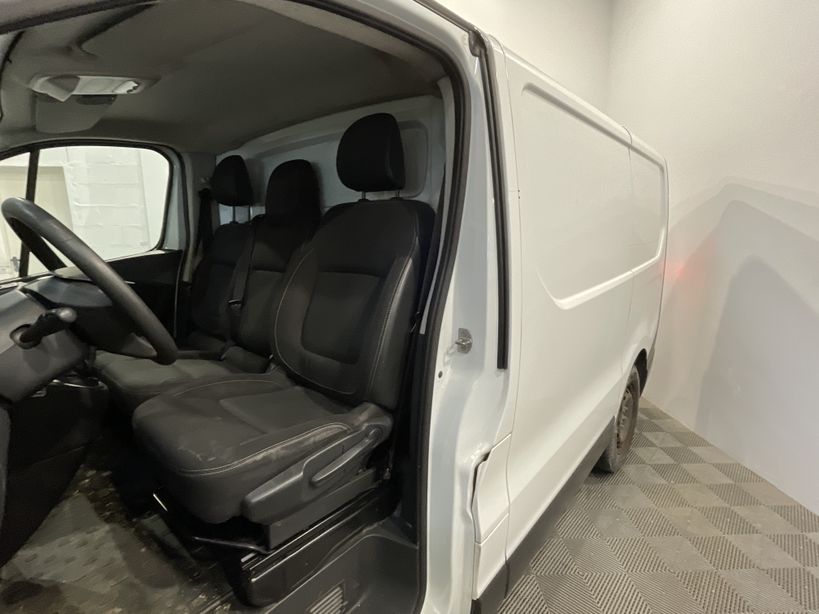 RENAULT TRAFIC FOURGON 2020 - Photo n°9