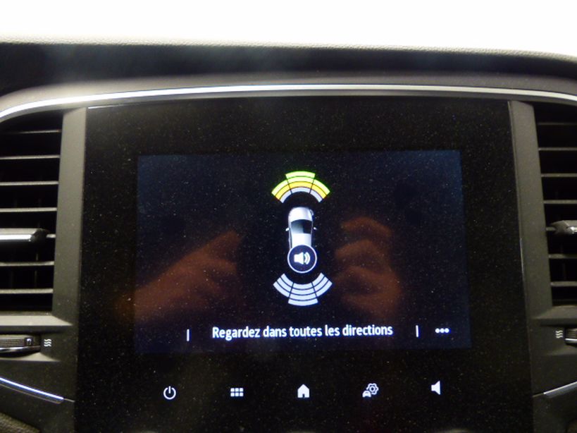 RENAULT MEGANE IV SOCIETE 2021 - Photo n°26