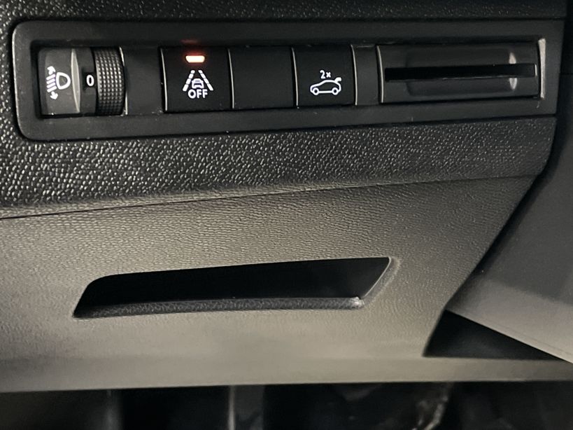 PEUGEOT 5008 2023 - Photo n°37