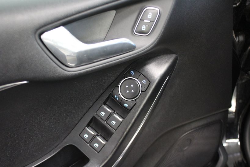 FORD FIESTA 2018 - Photo n°30